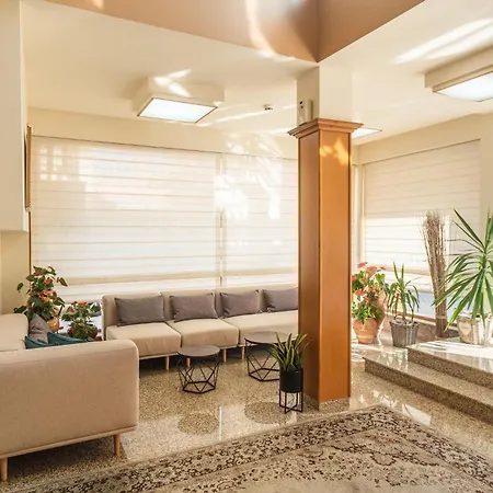 Szálloda Kalithea Family 3*