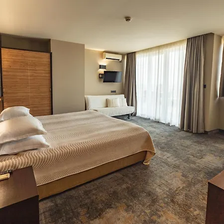 Hotel Kalithea Family 3*